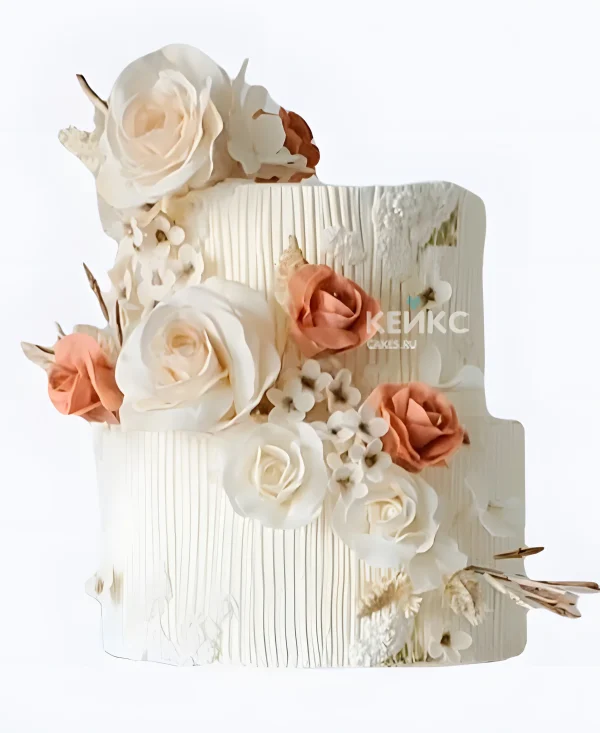 Круглый свадебный торт Розы беж Фото