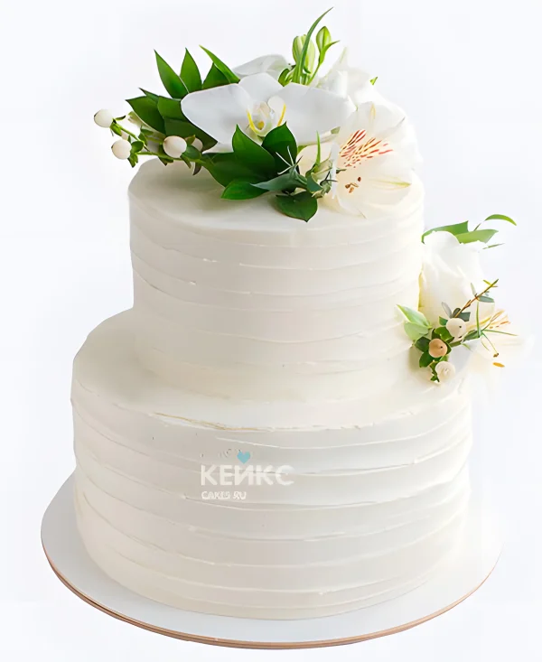 Свежий свадебный летний торт «Белая орхидея» Фото
