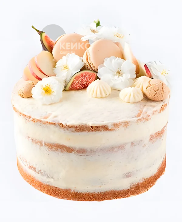 Маленький свадебный торт с макарон цветами и зефиром Фото