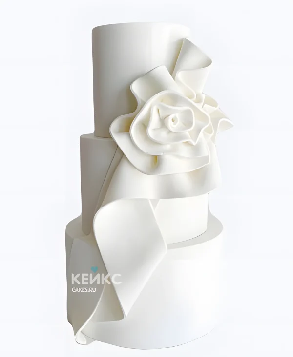 Минималистичный белый мастичный торт на свадьбу Фото