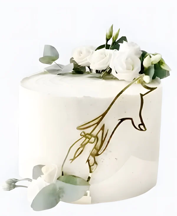 Нежный торт на сватовство с цветами Фото