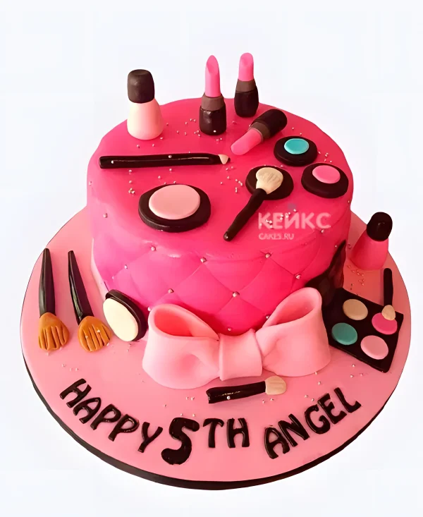 Розовый тортик на 5 лет с бантиком и косметикой Фото