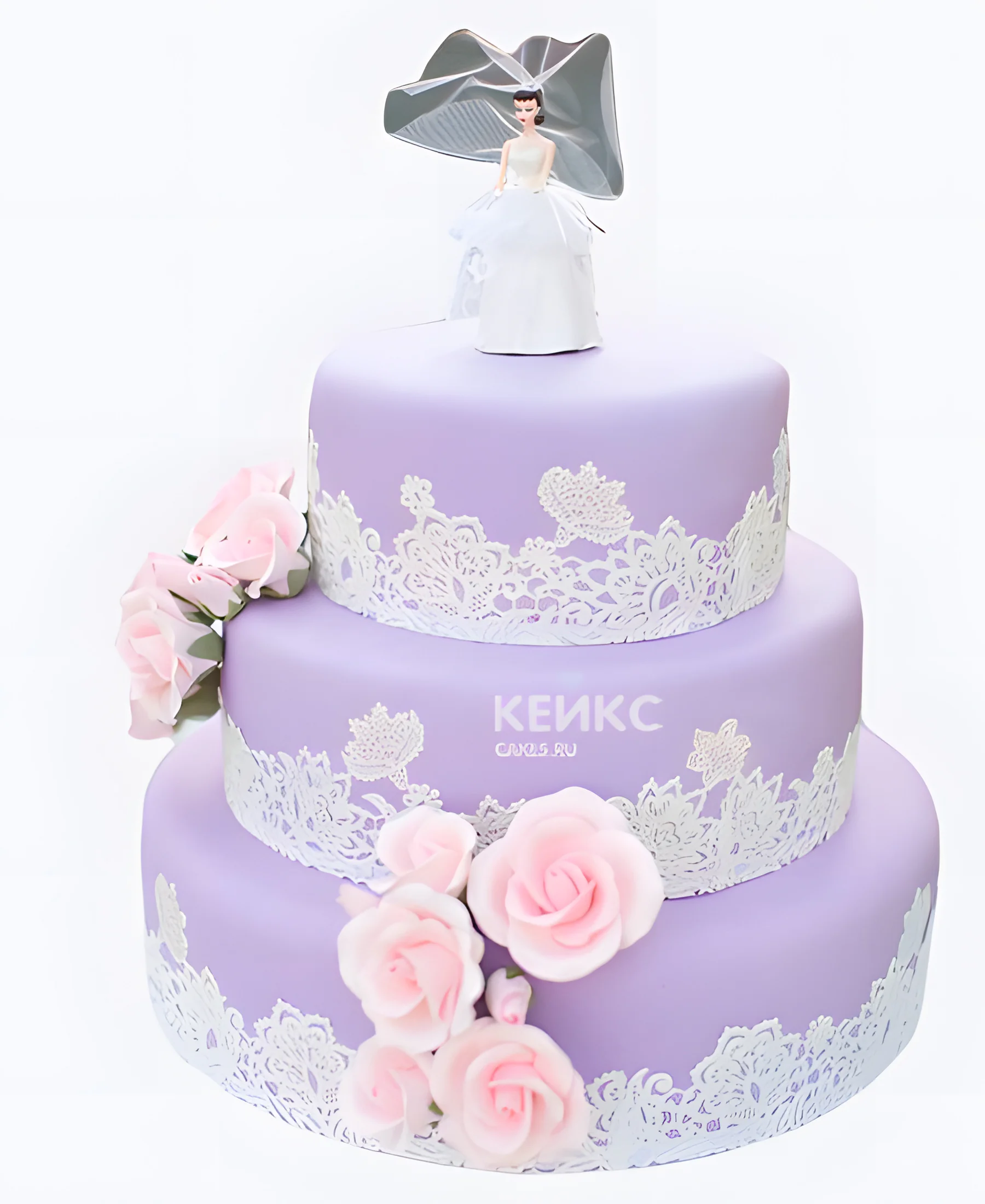 Сиреневый свадебный торт с фигуркой невесты и кружевом Фото