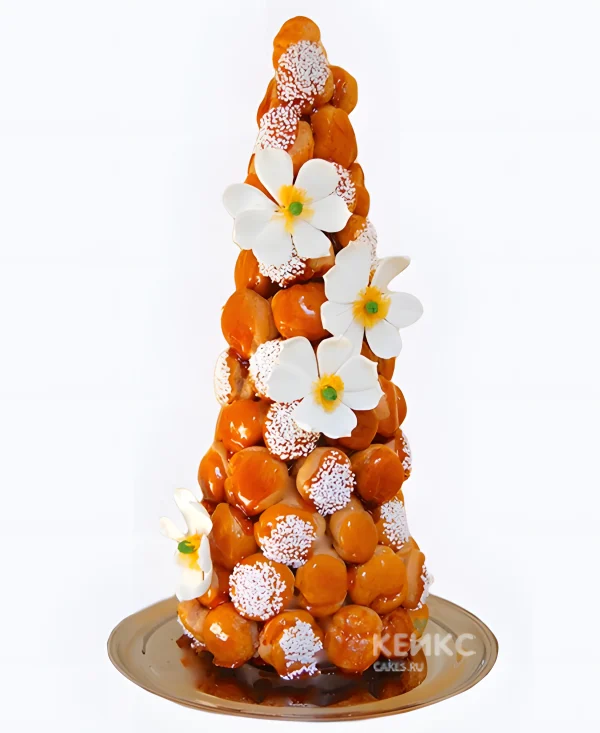 Свадебный торт Крокембуш с белыми цветами Фото