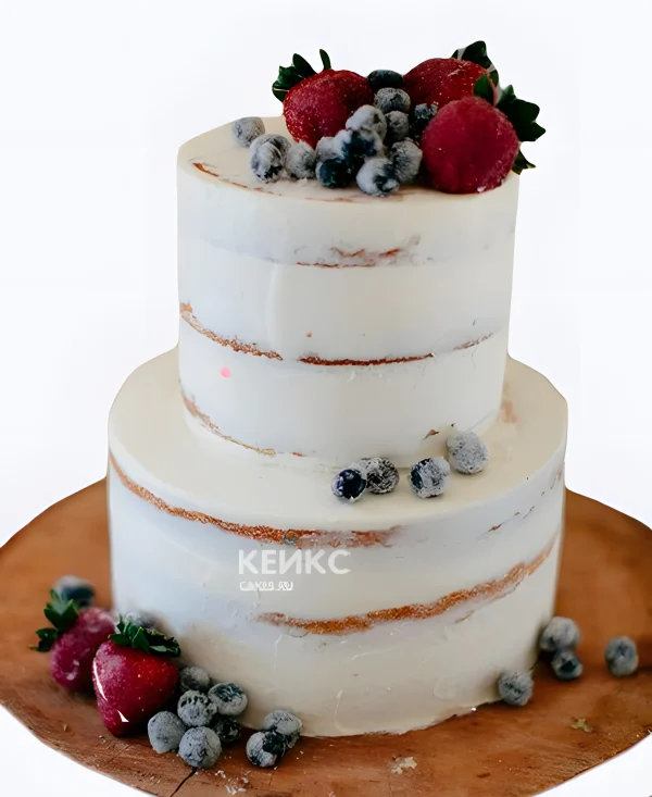 Свадебный торт с клубникой и голубикой открытые коржи Фото