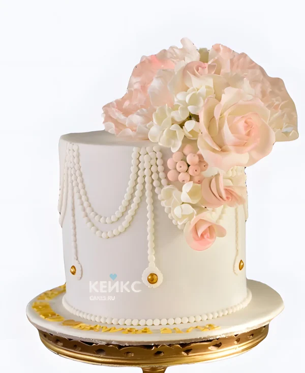 Свадебный торт в стиле Шебби Шик Розы с украшением Фото
