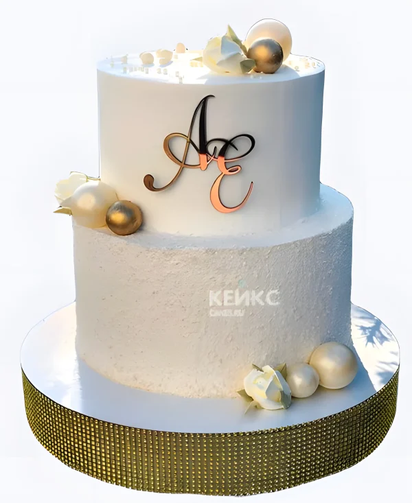 Свадебный торт велюровый с инициалами и крупным жемчугом Фото