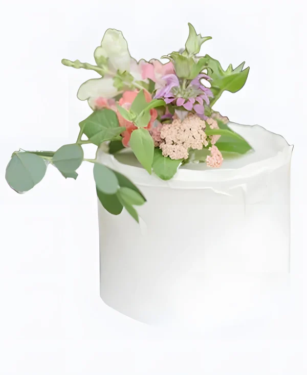 Свадебный торт Цветочный акцент Фото