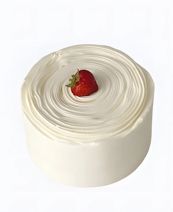 Торт белый с клубничкой Фото