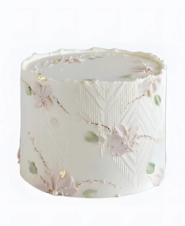 Торт белый с узорами Фото