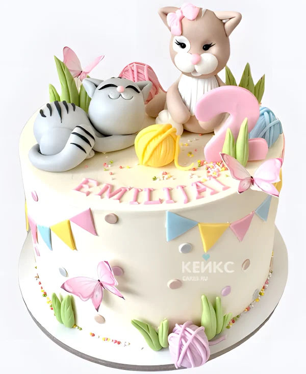 Торт девочке с бабочками и котиками Фото