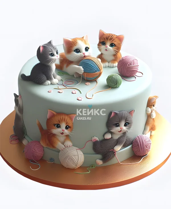 Торт девочке с реалистичными котиками Фото