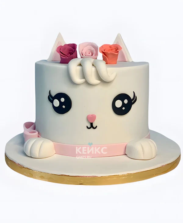 Торт девочке с розами и мордочкой котика Фото