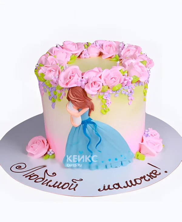 Торт на день матери с кремовыми розами Фото