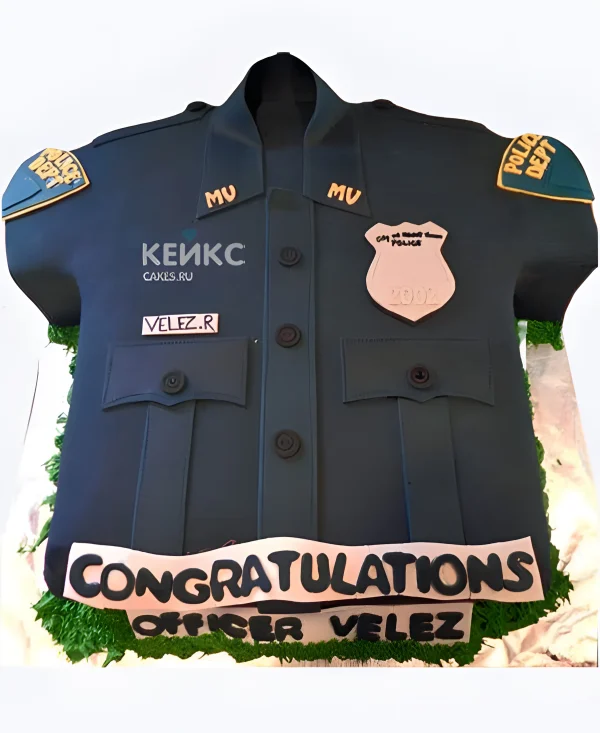 Торт на День полиции в форме рубашки Фото