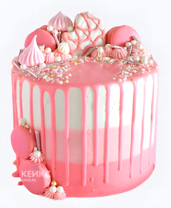 Торт на день рождения девочке с розовыми макарунами Фото