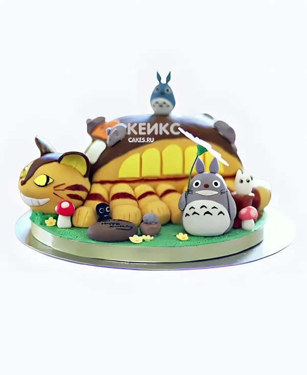 Торт в виде Котобуса из аниме Мой сосед Тоторо Фото