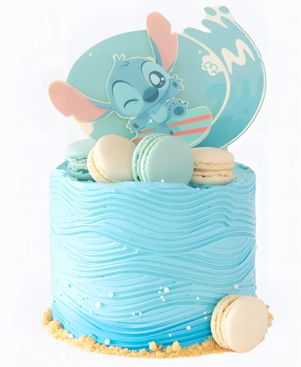 Торт нежно-голубой с макарон Фото