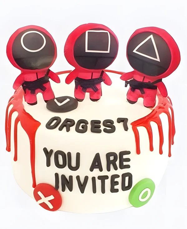 Торт с фигурками и надписью Фото