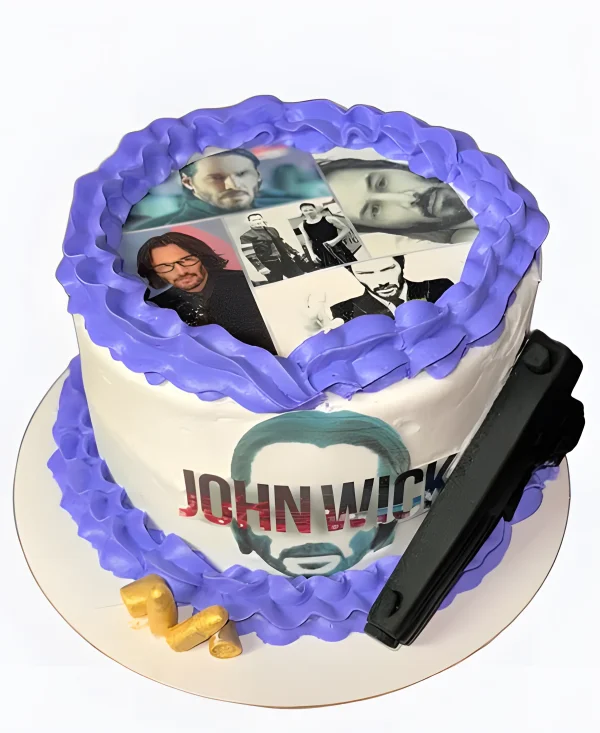 Торт с фотографиями Джона Уика и пистолетом Фото