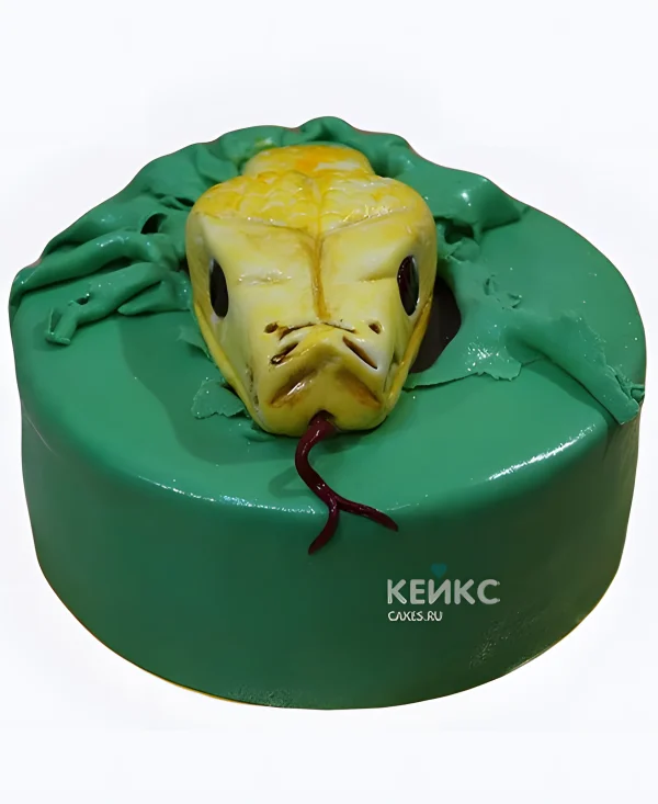 Торт с головой змеи Фото