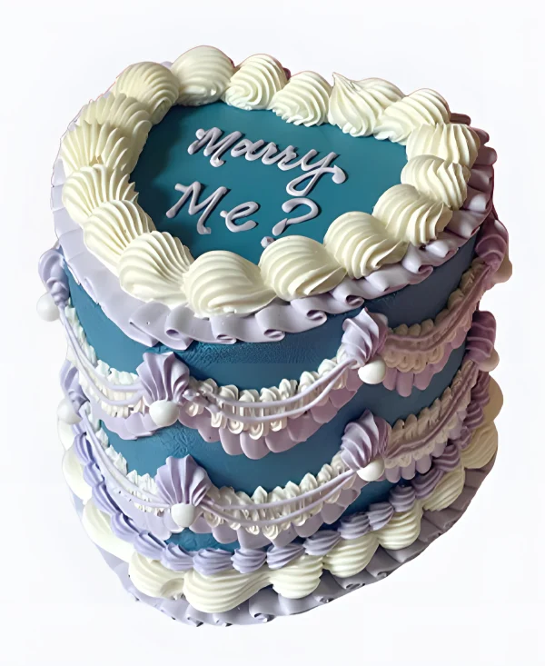 Торт в виде сердца на сватовство Фото