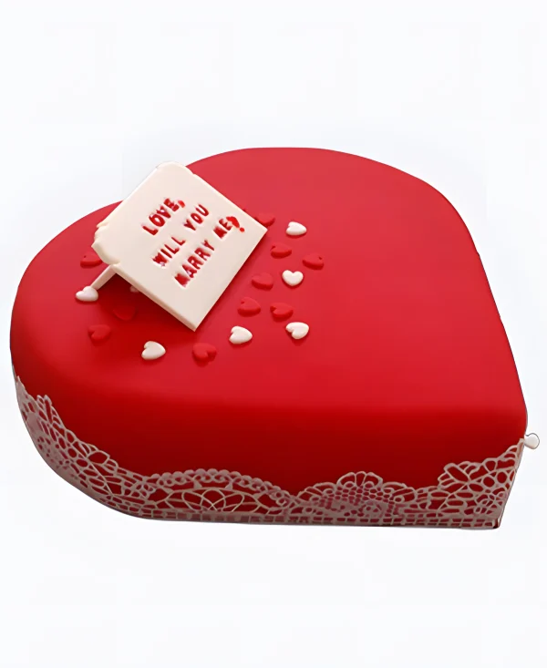 Торт в виде сердца с кружевом на сватовство Фото