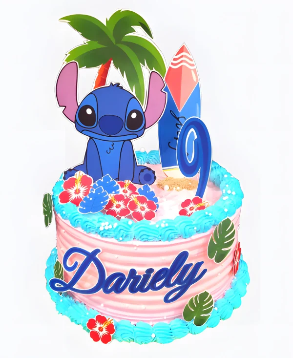 Торт яркий с цифрой и именем Фото