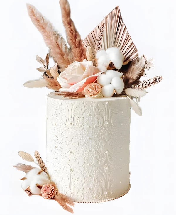 Трендовый свадебный торт с хлопком и золотым украшением Фото