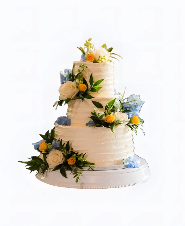 Трендовый свадебный торт с изящной цветочной композицией Фото