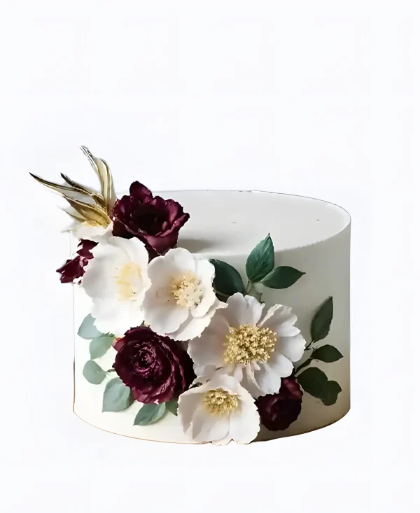 Трендовый торт с эстетичными цветами на свадьбу Фото