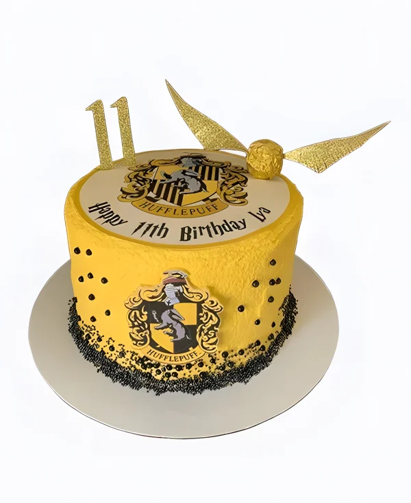 Желтый детский тортик на 11 лет по Гарри Поттеру Пуффендуй Фото