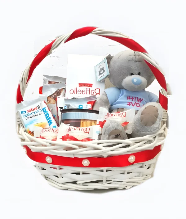 Корзина с конфетами рафаэлло 6 Фото