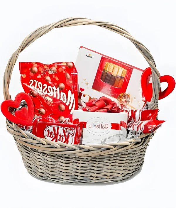 Корзина с конфетами рафаэлло 7 Фото