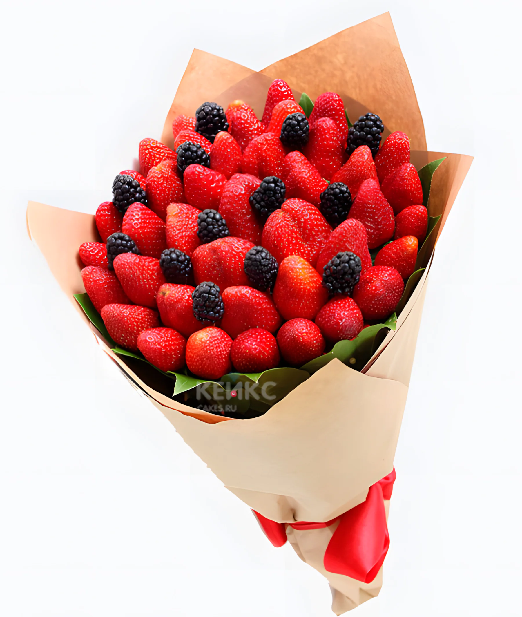 Недорогой букет из клубники Фото