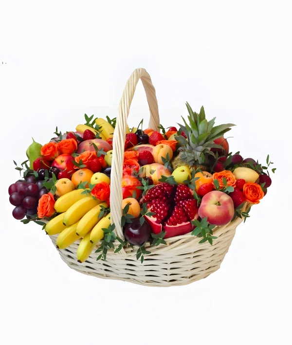 Подарочная корзина женщине с фруктами Фото