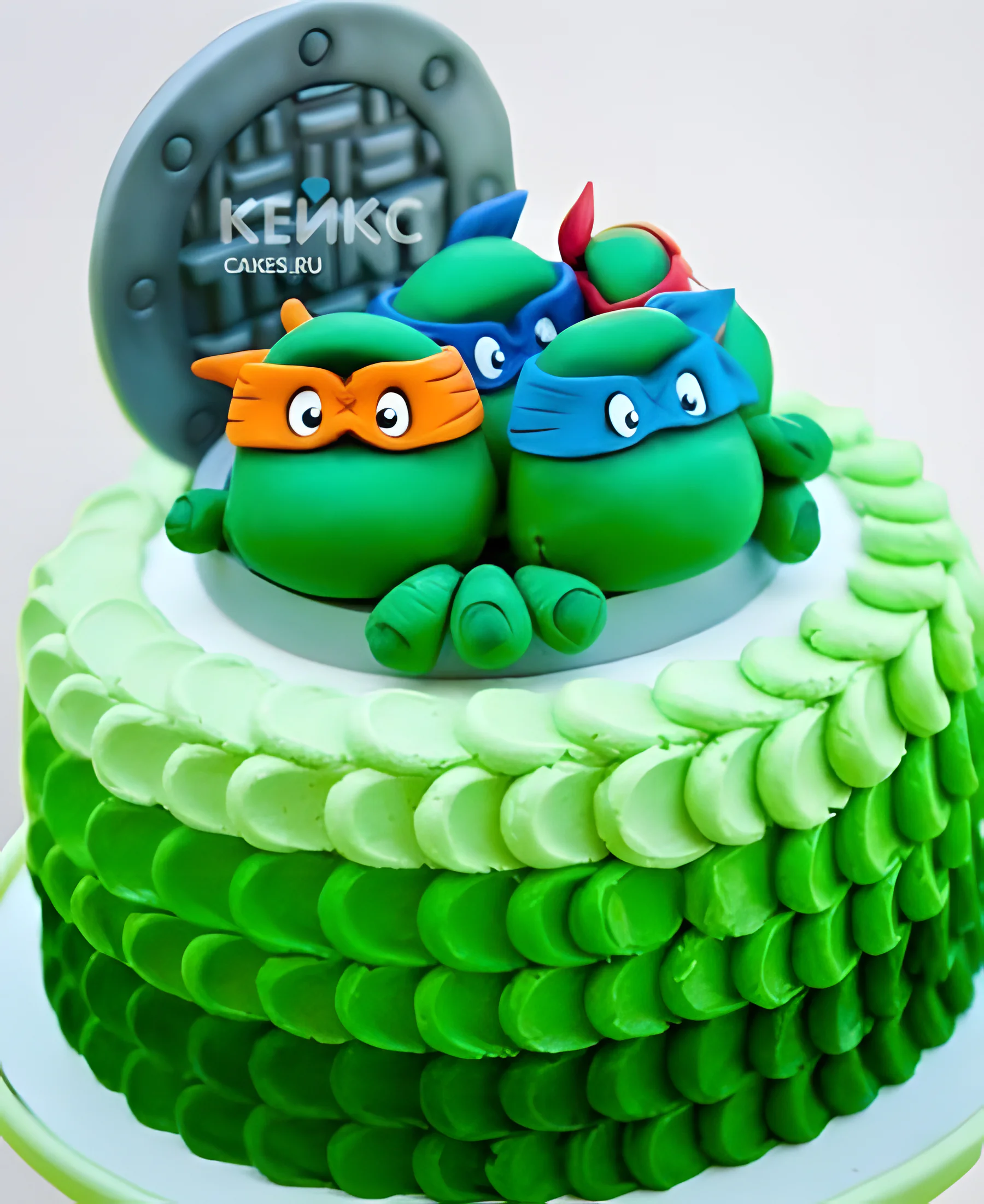 Детский торт в виде черепашек Ниндзя из люка Фото