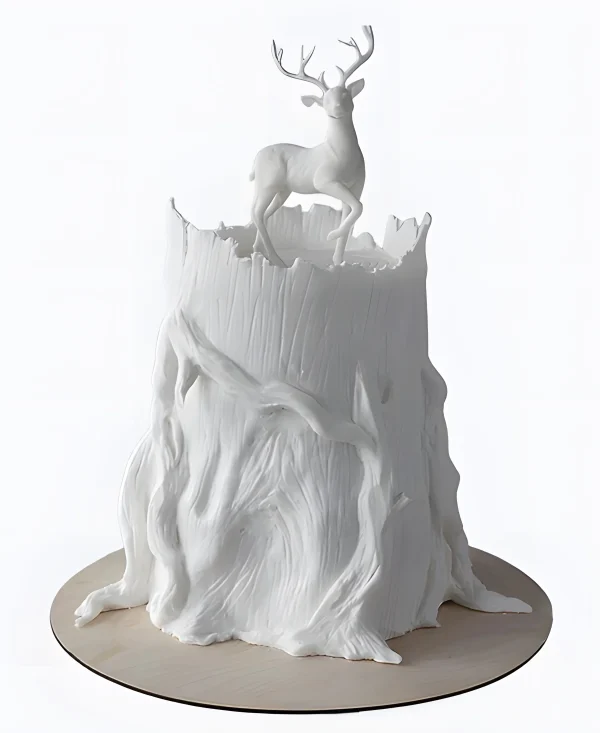 Торт Белый лесной олень Фото