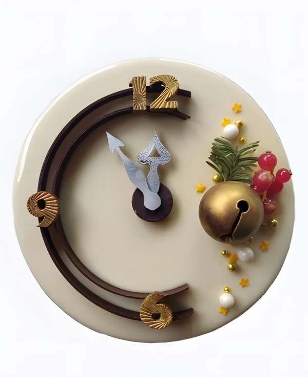 Торт Новогодние часы с колокольчиком Фото