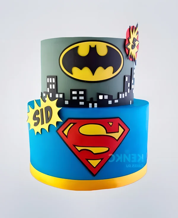 Торт Супермен и Бетмен Фото