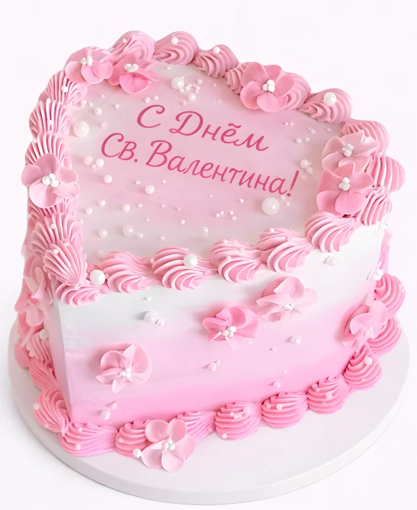 Торт в виде сердечка на 14 февраля Фото