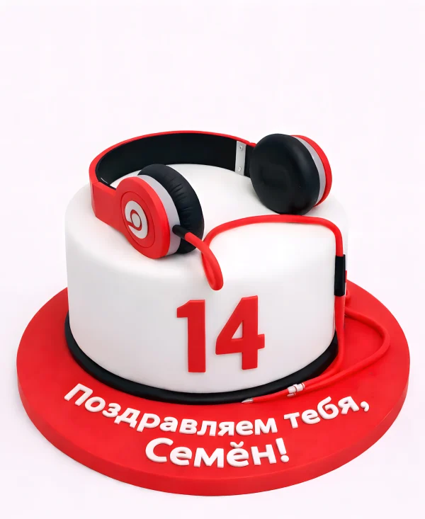 Торт с наушниками для меломана Фото