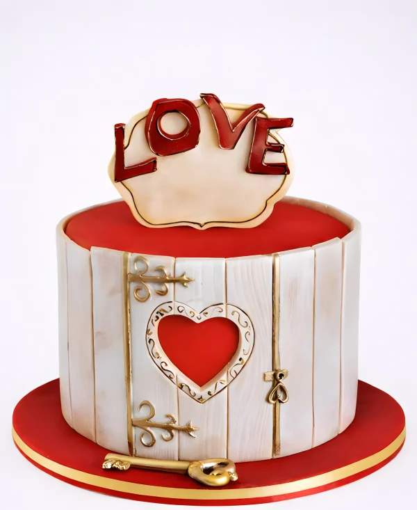 Стильный торт с красной надписью и ключом Фото
