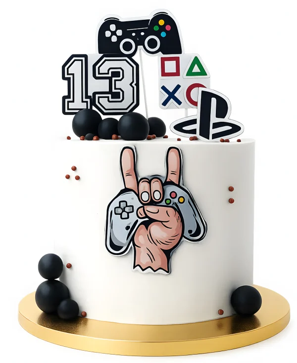 Белый торт с мастичными топперами по тематике игр Фото