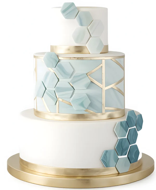 Мастичный свадебный торт с элементами декора Фото